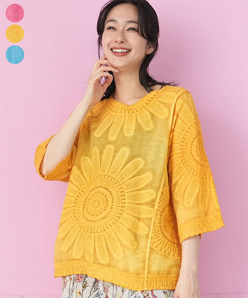 ラウンドネックレース刺繍ショート丈プルオーバーブラウス