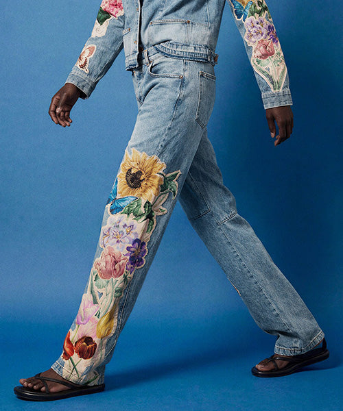 花柄プリントデニムパンツ Desigual 26WWDD22