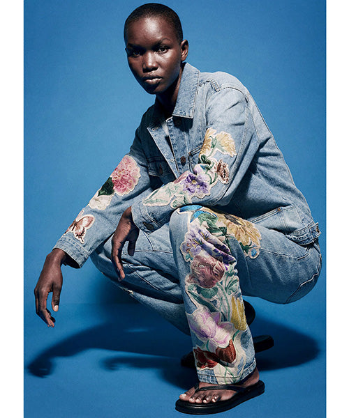 花柄プリントデニムパンツ Desigual 26WWDD22