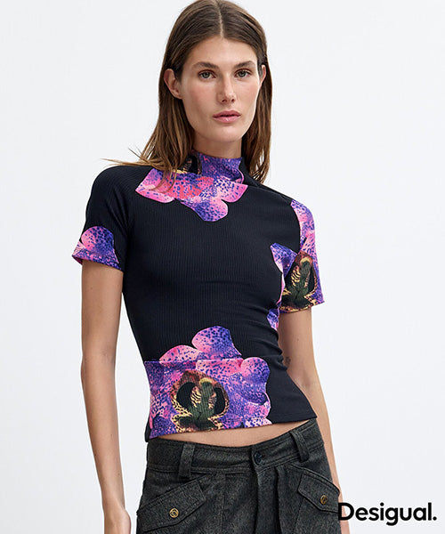 フラワープリント半袖Tシャツ Desigual 26WWTK04