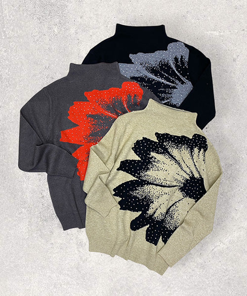 フラワー×ラインストーンハイネックニット