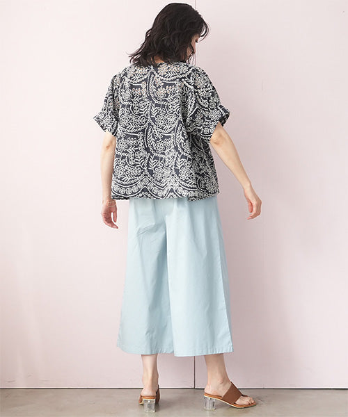 シアー総レース刺繍プルオーバーブラウス 52-0086